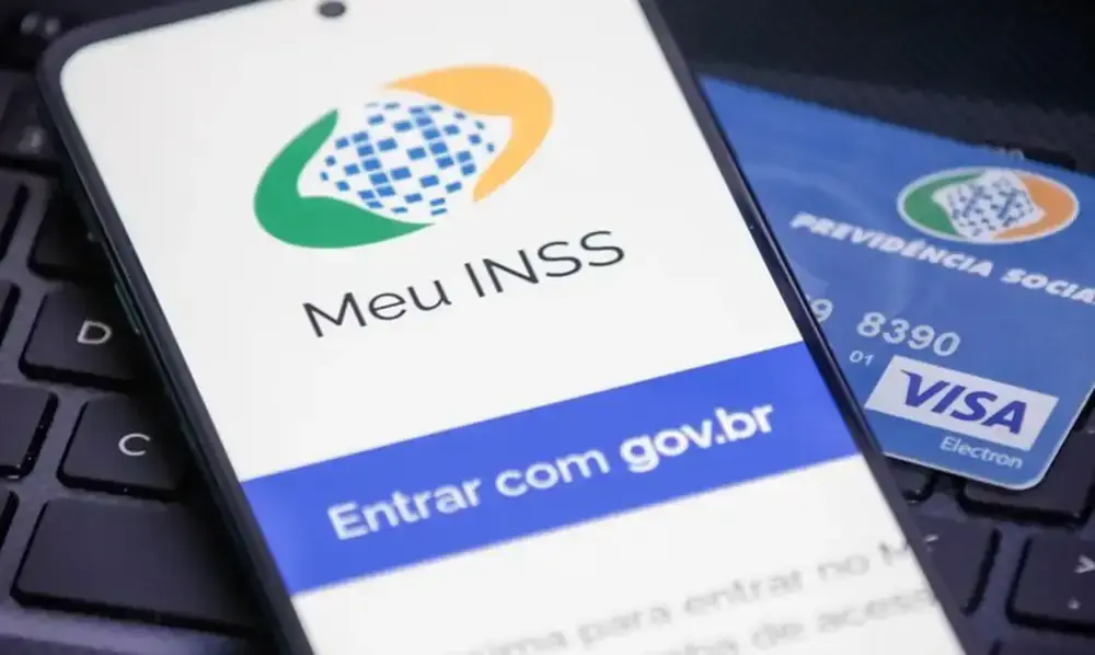 INSS alerta 4 milhões sobre prova de vida pelo WhatsApp