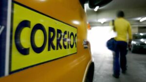 Prejuízo dos Correios pode chegar a R$ 10 bi, diz Durigan