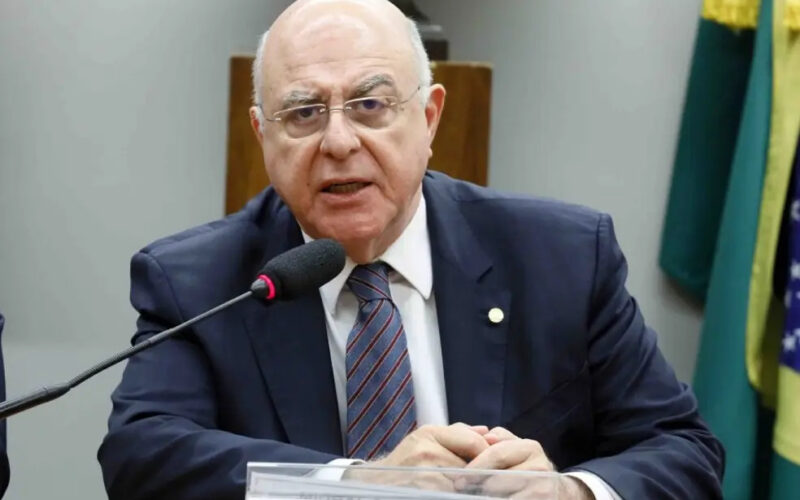 Projeto de minerais críticos: relator retira análise prévia