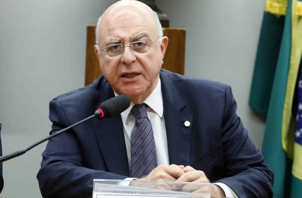 Projeto de minerais críticos: relator retira análise prévia