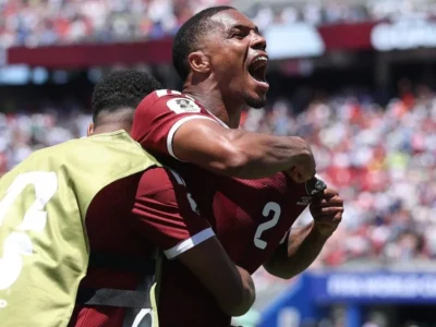 Catar arranca empate histórico nos acréscimos com a Suíça