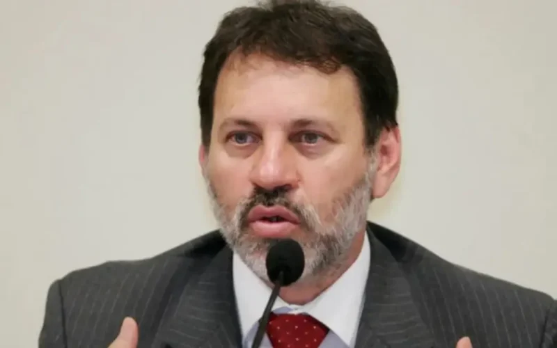 Delúbio Soares nega que candidatura em 2026 seja resgate