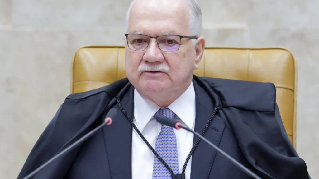 Fachin: responsabilizar plataformas digitais é fundamental