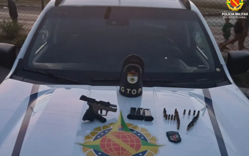 Motorista de app é preso após ameaçar passageira com arma no Recanto