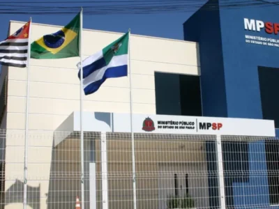 Auditor fiscal suspeito de propina pede justiça gratuita