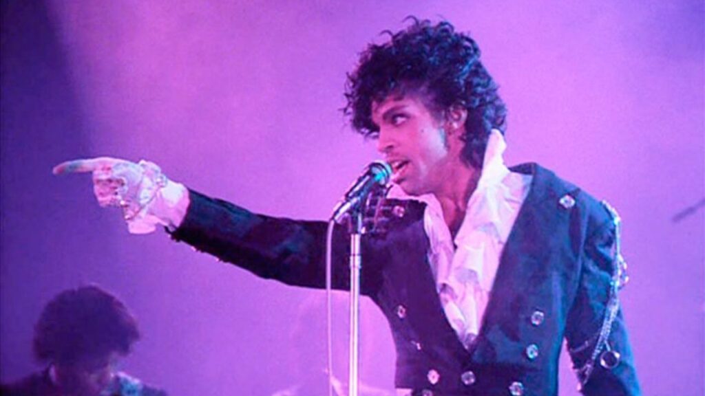 Prince: novo álbum póstumo ‘Timeless’ chega em agosto