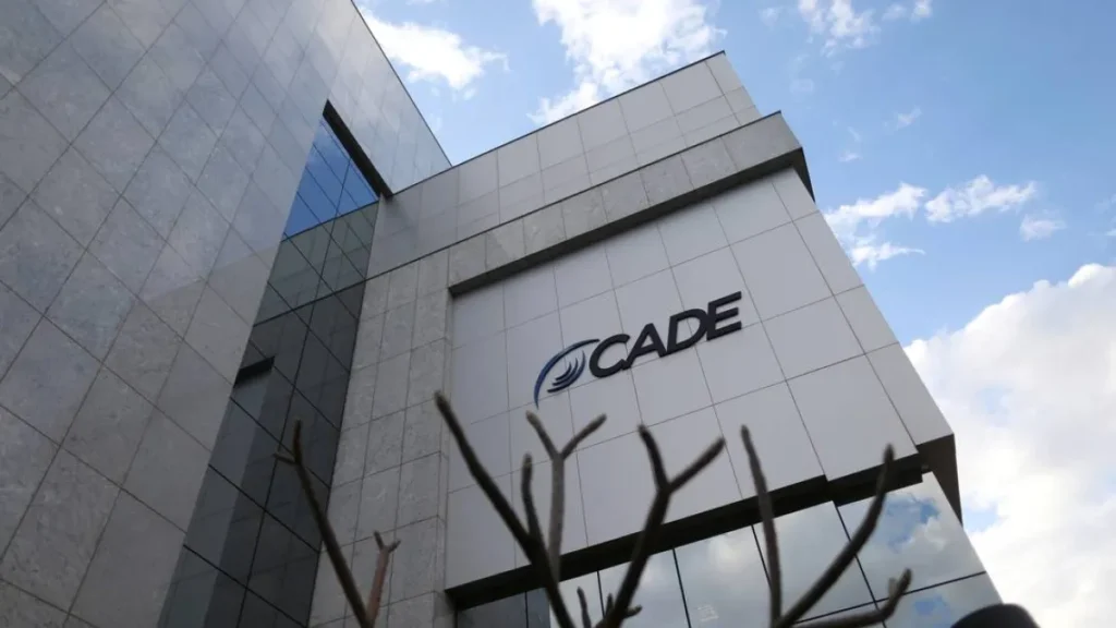 Cade tem presidente e superintendente interinos em meio a impasse político
