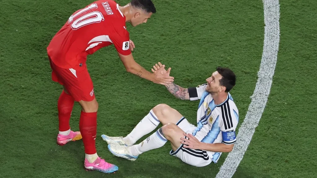 Messi na semi e Neymar no pôquer: o abismo da Copa