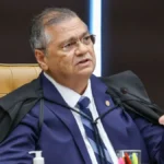 Dino afasta secretário do MA e decreta prisão domiciliar