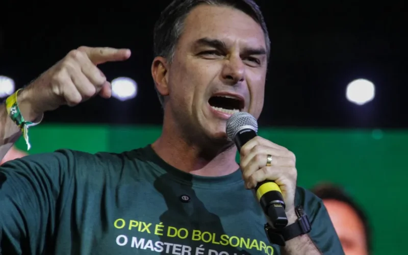 Flávio Bolsonaro espera apoio nacional da federação União-PP