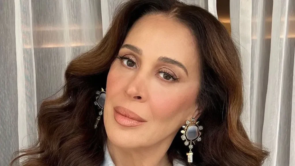 Claudia Raia relembra boatos de HIV e chama apoio a Collor de 'desgraça
