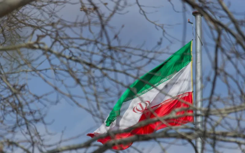 Irã promete matar soldado dos EUA por cada iraniano morto
