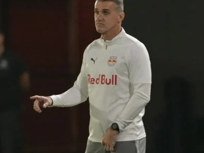 Red Bull Bragantino empata com Coritiba e segue no G-5