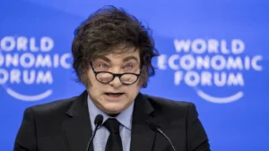 Milei divide ministros de Lula, que evita embate direto