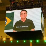 Defesa de Flávio alega que vídeo com IA de Bolsonaro não engana eleitor