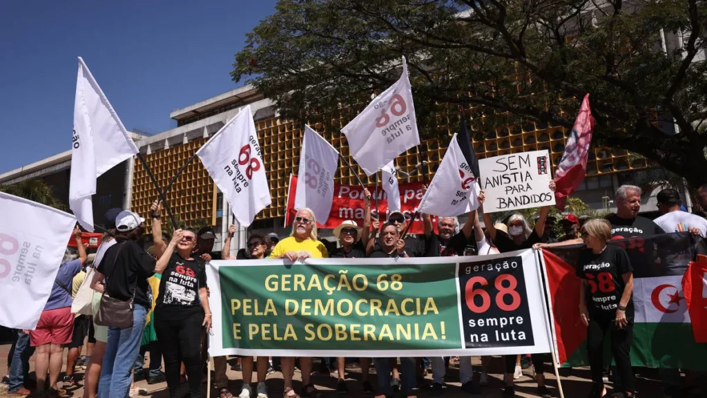 Movimentos criam Brigadas de Agitação e Propaganda por reeleição de Lula