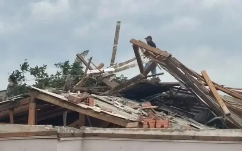 Temporal leva 3 cidades de SC a decretarem emergência