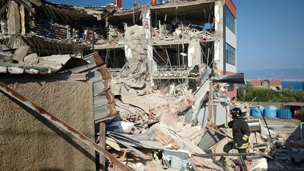 Terremoto de 4,7 atinge Nápoles e deixa oito feridos