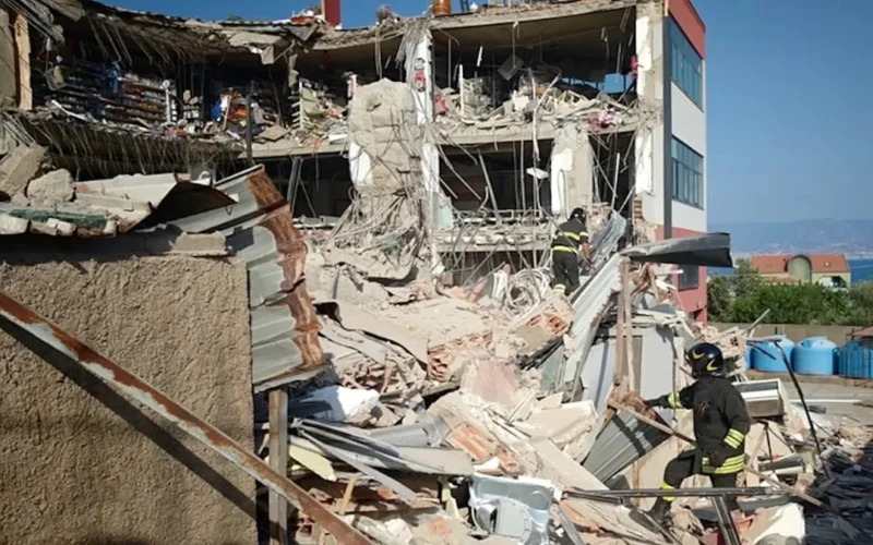 Terremoto de 4,7 atinge Nápoles e deixa oito feridos