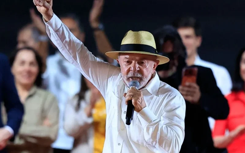 Lula sanciona lei que endurece penas para crimes sexuais com IA contra menores