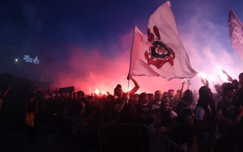 Corinthians vence, mas Inter avança na Copa do Brasil