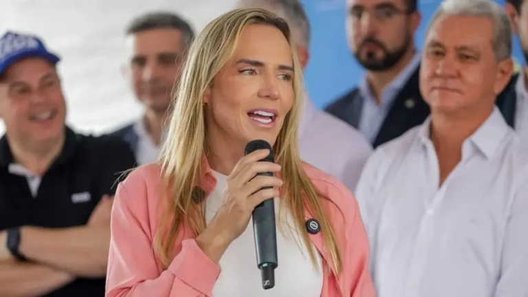 Celina Leão troca secretário de Educação após piora no Ideb do DF