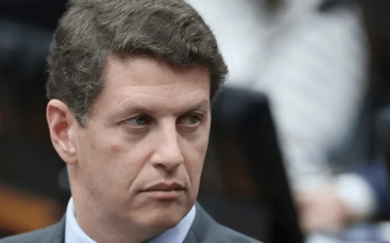 Salles confirma troca de suplente ao Senado por SP no Novo