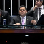 Davi e Lula retomam diálogo após reunião no Alvorada